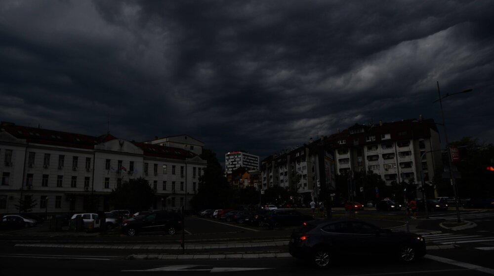 Posledice nevremena u Novom Sadu (FOTO, VIDEO) 1