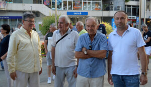 Prof. dr Branimir Jovančićević: Intelektualci će biti krivi ako Srbija i dalje bude tonula u krizu 2 Prof. dr Branimir Jovančićević: Intelektualci će biti krivi ako Srbija i dalje bude tonula u krizu 2