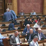 Umalo incident u Skupštini: Ćuta i Bulatović "oči u oči" 7