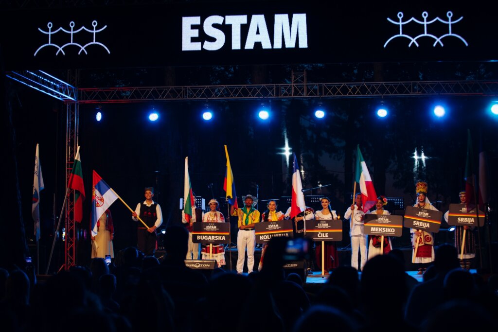 Od Balkana do Anda: Kako je protekao prvi međunarodni festival folklora u Kragujevcu (FOTO) 7