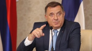 „Potrebno je da ozvaničimo naš miran razlaz, koji su bosanski muslimani inicirali“: Dodik poziva na razgovore o razdvajanju u BiH