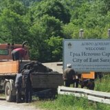 Spor oko table na ulazu u Istočno Sarajevo: Zašto su Srbi odlazili iz Sarajeva? 6