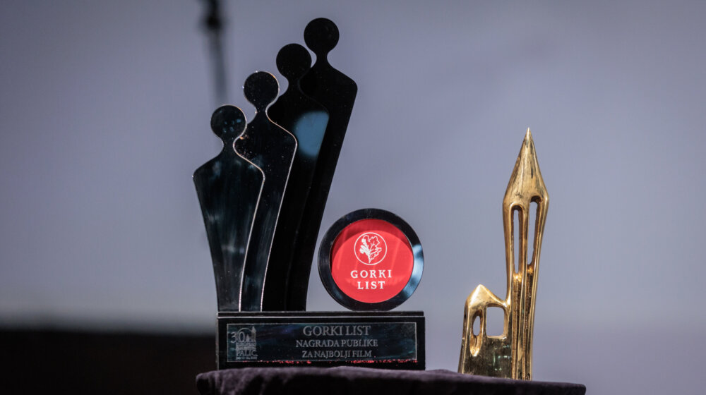 30. Palić Film Festival: Gorki List nagrada publike filmu „Stari hrast” Kena Louča 1
