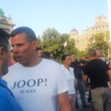 Protest "Srbija protiv nasilja" počeo minutom ćutanja za nove žrtve nasilja, počele i provokacije 3