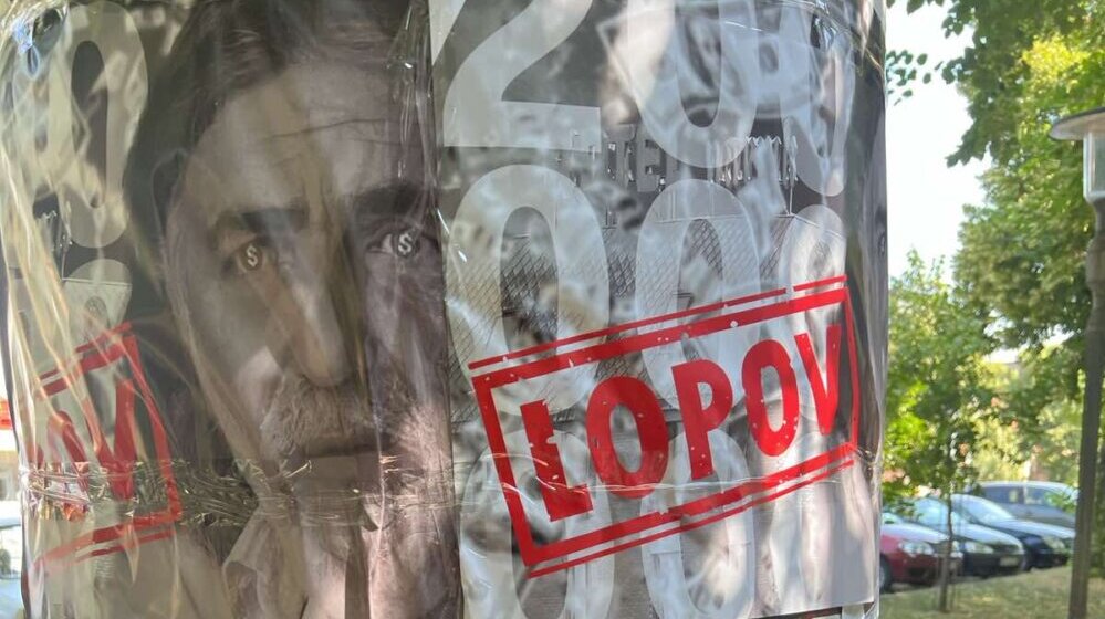 Hajka kikindskih naprednjaka ne prestaje: Zoran Milešević ponovo na poternicama, stubovima i novinama dok je račun grada blokiran 1