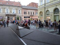 Treći protest “Srbija protiv nasilja” u Subotici “Nećemo dozvoliti da nasilje definiše našu budućnost”: Održan treći protest “Srbija protiv nasilja” u Subotici 12