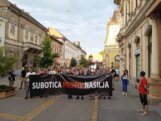 Treći protest “Srbija protiv nasilja” u Subotici “Nećemo dozvoliti da nasilje definiše našu budućnost”: Održan treći protest “Srbija protiv nasilja” u Subotici 17