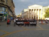 Treći protest “Srbija protiv nasilja” u Subotici “Nećemo dozvoliti da nasilje definiše našu budućnost”: Održan treći protest “Srbija protiv nasilja” u Subotici 19