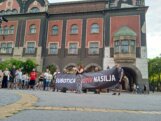Treći protest “Srbija protiv nasilja” u Subotici “Nećemo dozvoliti da nasilje definiše našu budućnost”: Održan treći protest “Srbija protiv nasilja” u Subotici 20