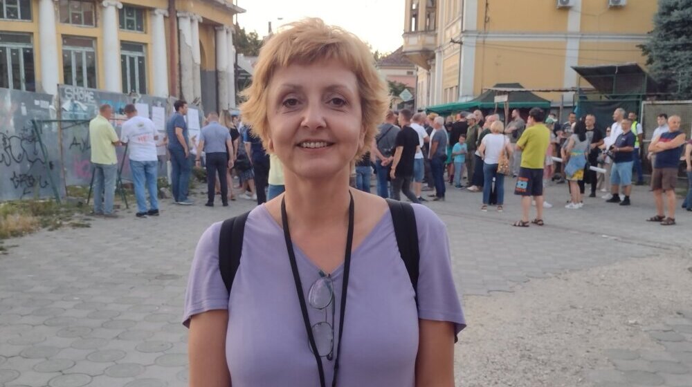 "Bunt građana se neće ugasiti": Biljana Stojković na protestu u Kragujevcu 1