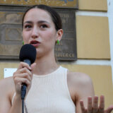 Studentkinja Mia Purić na protestu u Užicu: Protesti su prvi korak u rešavanju svih naših problema 13