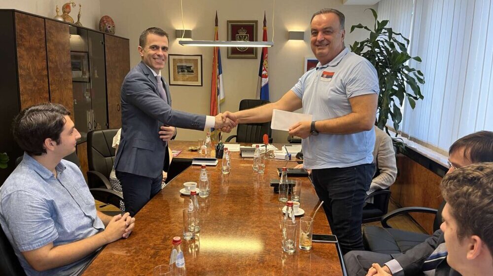 Milićević čestitao učenicima na osvojenim medaljama na Međunarodnoj matematičkoj olimpijadi 1