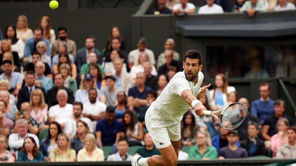 Đoković posle pet setova i isto toliko sati drame, predao Alkarazu krunu na Vimbldonu 1