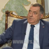 (VIDEO) Dodik: Nećemo prihvatati odluke Šmita i Ustavnog suda dok se ne ispune svi naši zahtevi 12