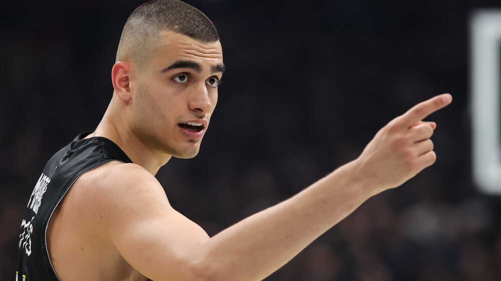 Lud, zbunjen, slučaj Jama Madara: Kako je Partizan u jednom danu prešao put od "junk maila" do FIBA arbitraže? 1