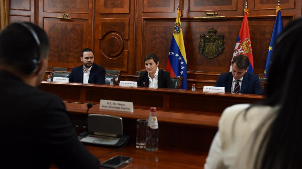 Brnabić sa šefom diplomatije Venecuele: Srbija zainteresovana da unapredi saradnju u više oblasti 1