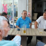 Vučić "jednu ciglu prodaje više puta" ali mu "rok upotrebe polako ističe": Ponoš na kafi i ćaskanju sa Kragujevčanima 3