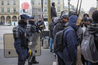 Demonstracije, nemiri, "dešavanja naroda" su njegova specijalnost: Protesti od Pariza do Kragujevca kroz objektiv Lazara Novakovića (FOTO) 10