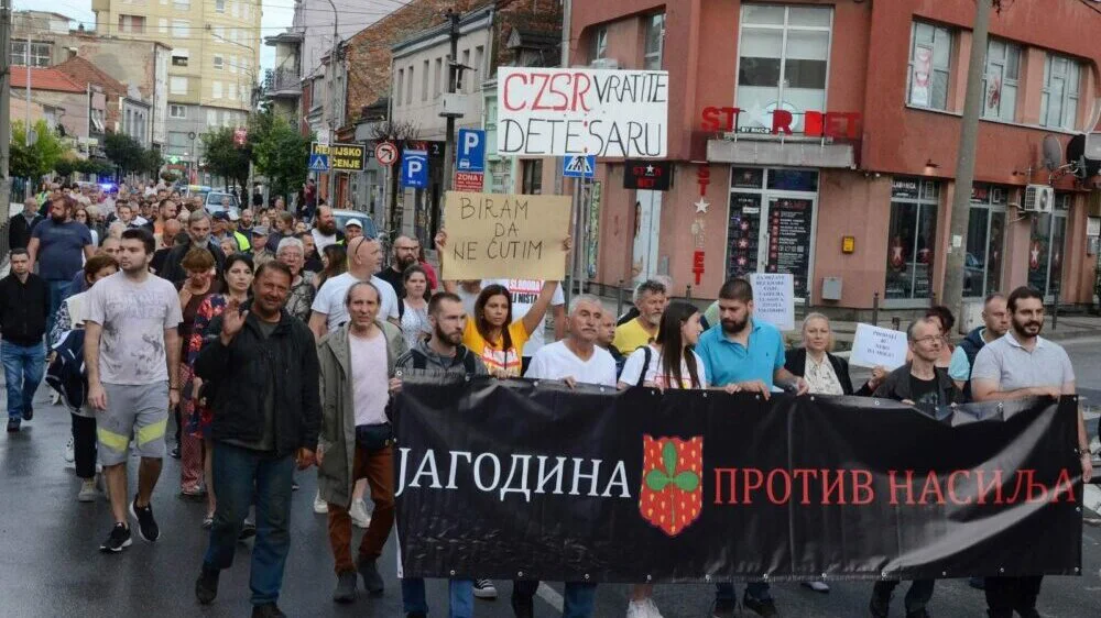 „Megafoni” protiv „kolonaša” U Jagodini posle 20 godina održan protest