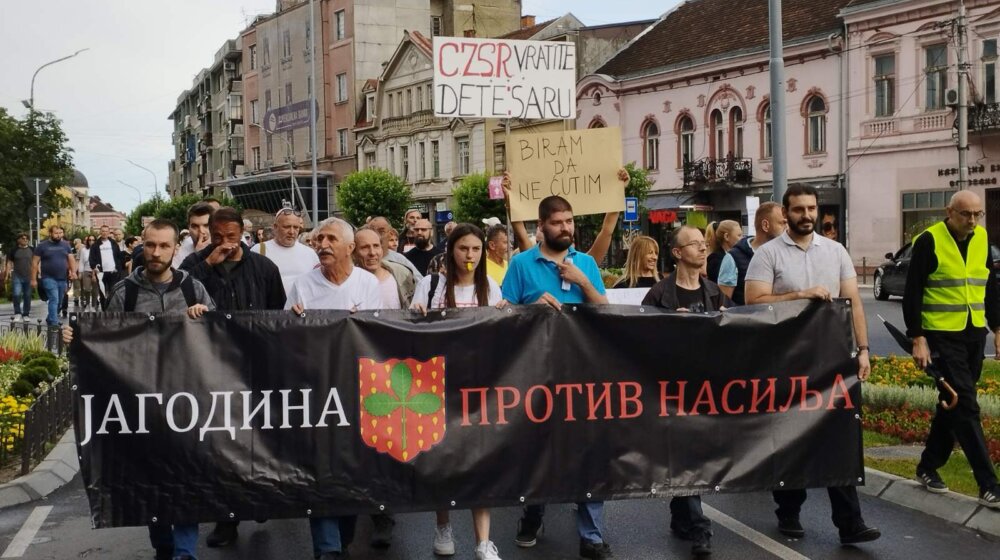 Opozicioni lideri u Jagodini: Samo 50 odsto građana zna da su izbori pokradeni 1