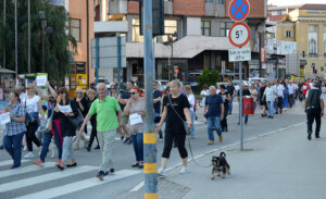 Protest „Užice protiv nasilja" u četvrtak: Vlast i dalje promoviše nasilje 2 Protest „Užice protiv nasilja" u četvrtak: Vlast i dalje promoviše nasilje 2