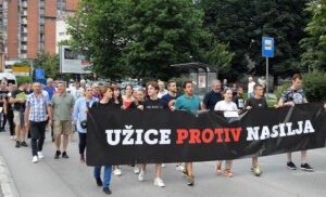 Student Pavle Cicvarić pozvao mlade da se pridruže protestima: Idemo do pobede! (FOTO/VIDEO) 2
