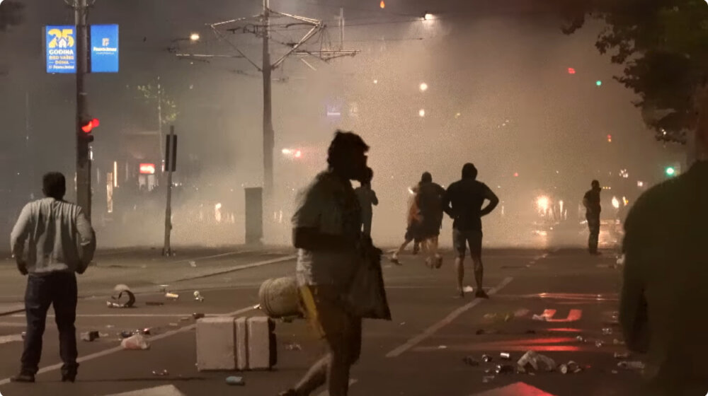 “Suzavac, bojeva municija, pendreci, sve protiv goloruke omladine…”: 7. jul - kada je Beograd plakao za slobodu 1