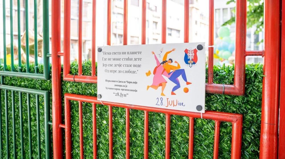 Vrtić i jasle na Vračaru dobili opremu za dečja igrališta 1