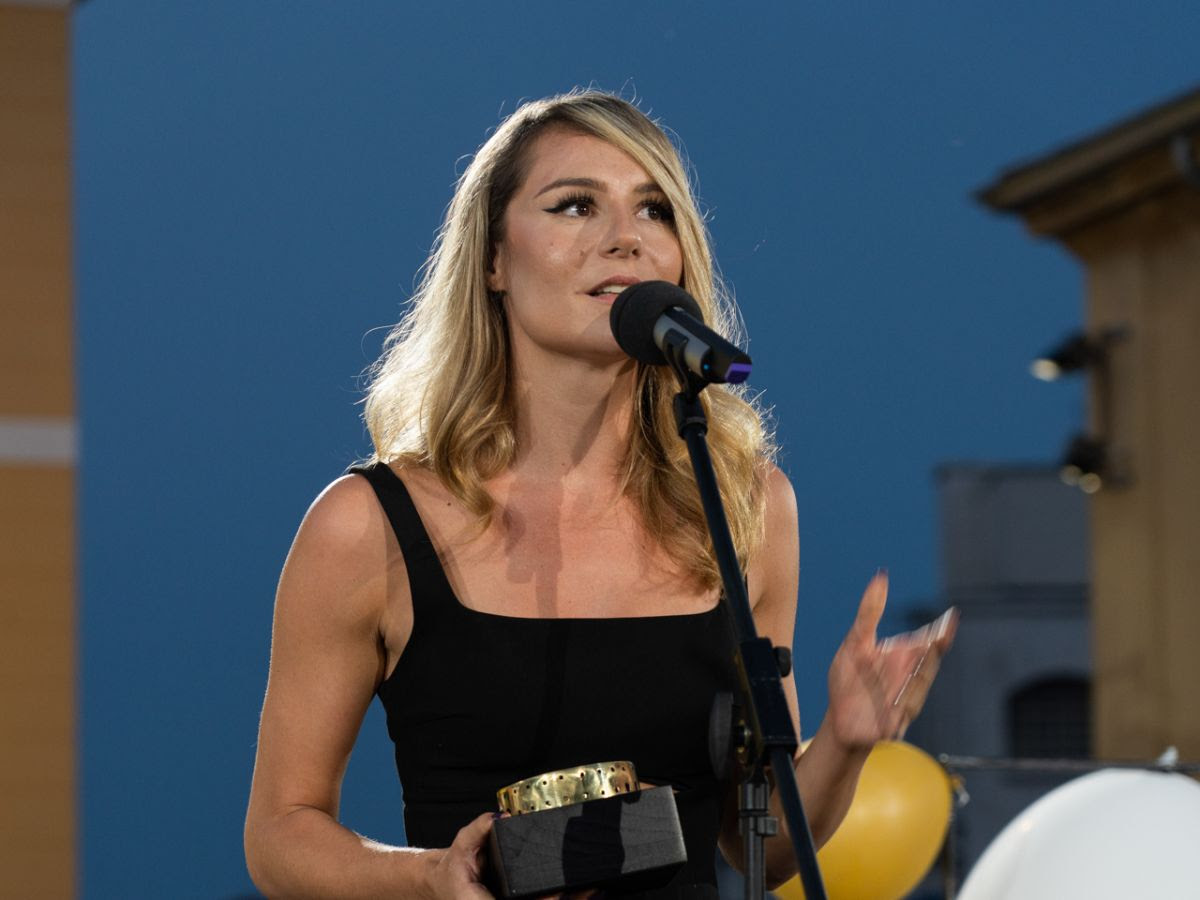 Dokumentarcu “Dosije Labudović: Nesvrstani” Mile Turajlić Zlatna arena na jubilarnoj Puli: Veliku uspeh našeg filma 2 Dokumentarcu “Dosije Labudović: Nesvrstani” Mile Turajlić Zlatna arena na jubilarnoj Puli: Veliku uspeh našeg filma 2