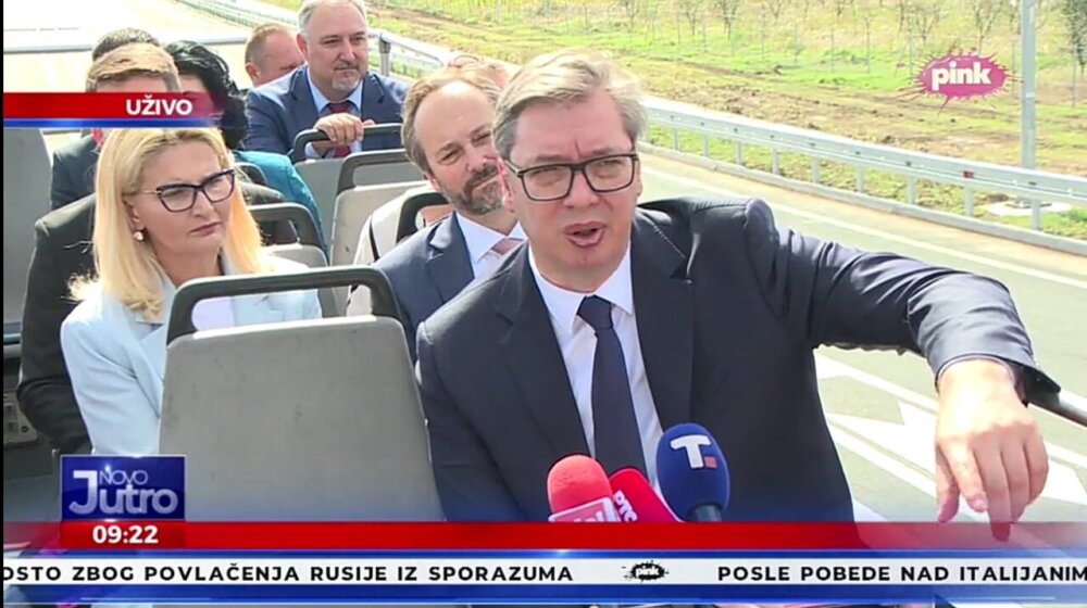 Minimalac do kraja godine 400 evra: Vučić u obilasku Auto-puta mira 1
