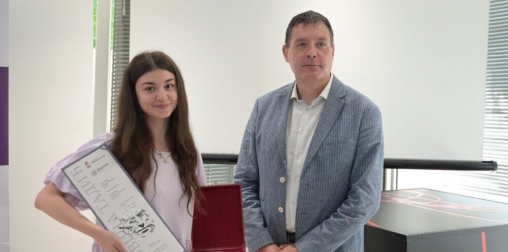 Nagrada "Novica Tadić" Andreji Kargačin za “Slobodne dane Elene Čaušesku” 1