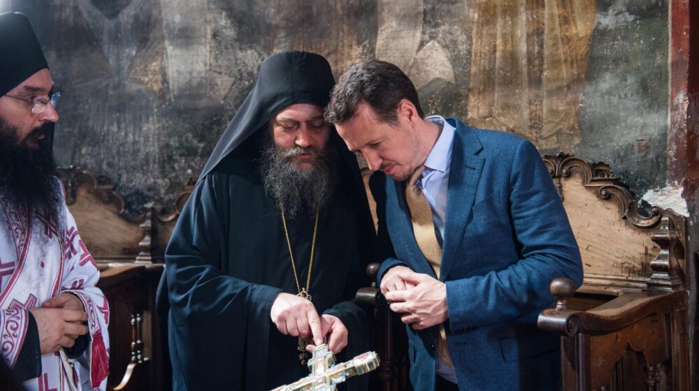 Princ Filip prvi put u Hilandaru: Pomolio sam se za narod, Kosovo i kraljevski dom (FOTO) 1