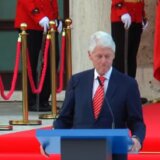Bil Klinton: Albancima je sada na Severu lako da iskoriste trenutak, ali treba zaustaviti ovu glupost (VIDEO) 1