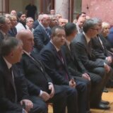 Posle haotične sednice Vučić u Skupštini 2