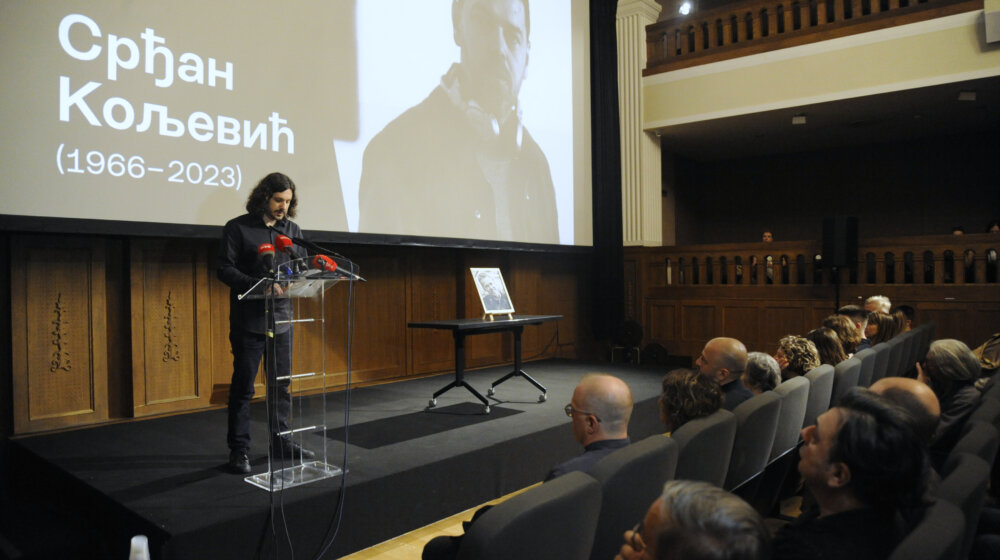 Gospodin sa kaubojskim šeširom i osmehom koji je živeo za film : Srđan Koljević (1966-2023) 1