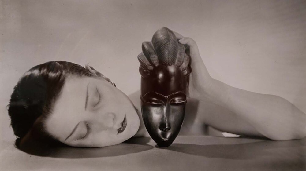 Eksperimentalni postupci i nadrealističko poimanje stvarnosti: Izložba "Men Rej i moda" slavnog fotografa u belgijskom Muzeju mode 1