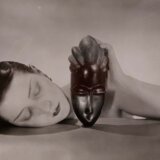 Eksperimentalni postupci i nadrealističko poimanje stvarnosti: Izložba "Men Rej i moda" slavnog fotografa u belgijskom Muzeju mode 2