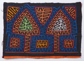 Bild 21.07.23 um 10.37 Svetovi tekstila: Izložba tkanina u Pinakoteci Moderne u Minhenu 2