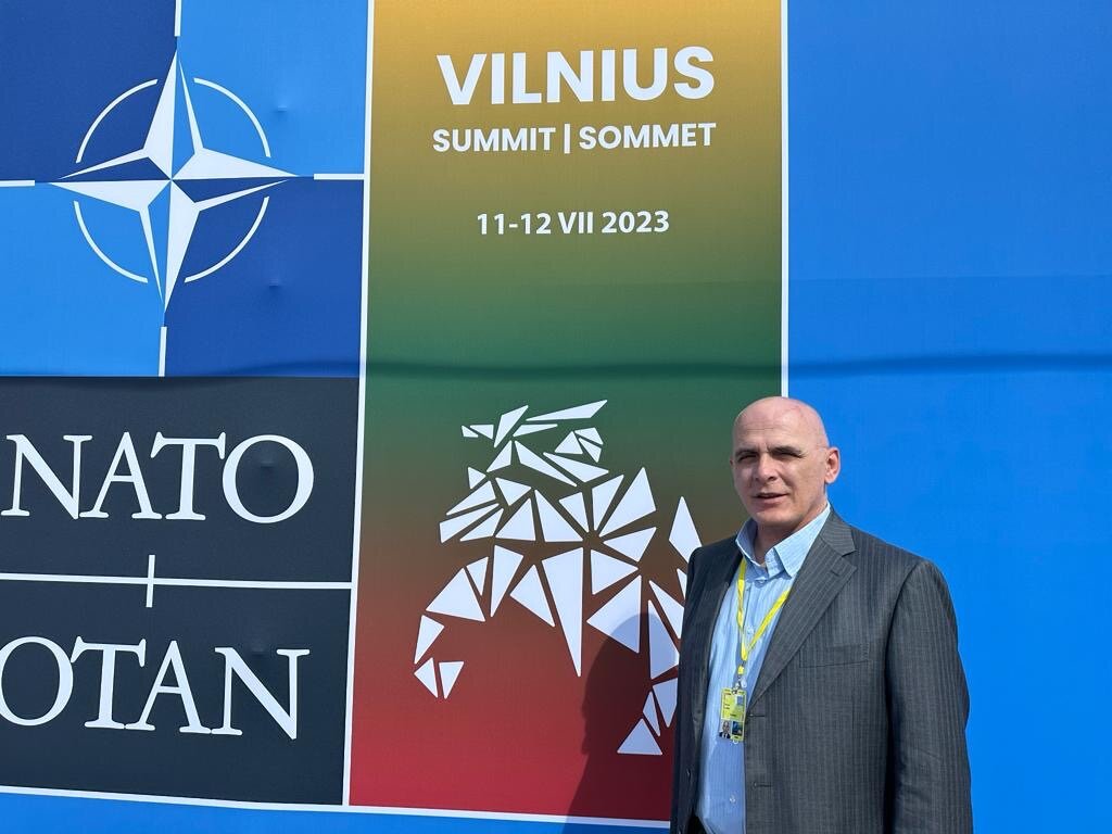 "Pitanje je ko će iskušavati strpljenje Alijanse i provocirati diplomatiju EU": Bivši vojni ataše Srbije u Londonu za Danas sa Samita NATO u Viljnusu 2
