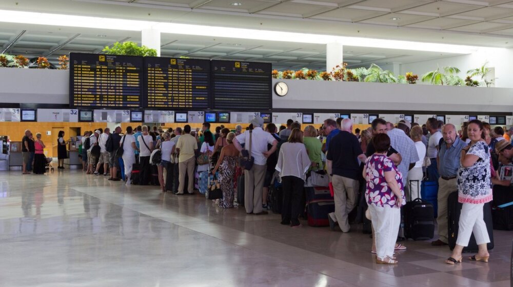 Ovo su prava putnika ukoliko im je let otkazan ili kasni 1