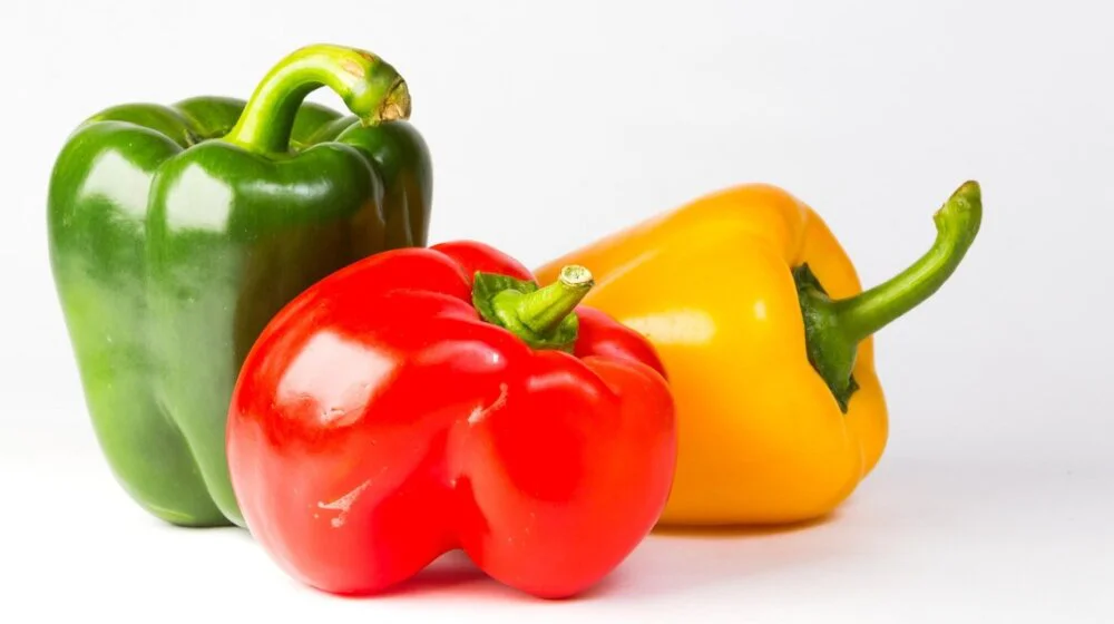 Koja je razlika između crvene, žute i zelene paprike i zašto su jedne skuplje 1
