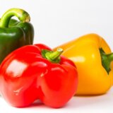 Koja je razlika između crvene, žute i zelene paprike i zašto su jedne skuplje 5