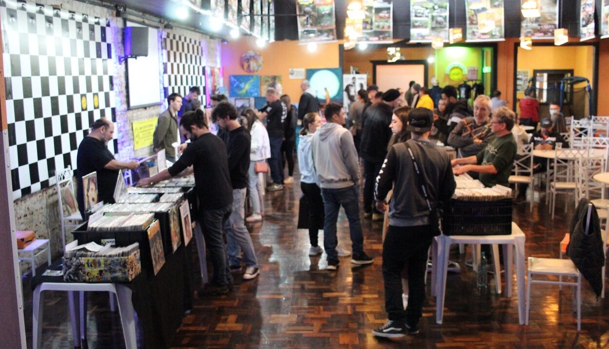 Julska berza ploča - veliki događaj za ljubitelje muzike 2 Julska berza ploča - veliki događaj za ljubitelje muzike 2