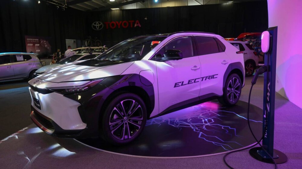 Japanski automobilski gigant tvrdi da električna vozila nisu dovoljna za smanjenje globalnog zagrevanja 12