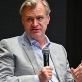 Od oružja za masovno uništenje stradaju i vama dragi: Zašto je Kristofer Nolan dao ulogu ćerki Flori u filmu Openhajmer 8