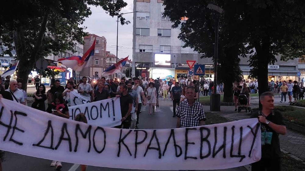 "Što je veća imovina ovih na vlasti, to je manja imovina grada": Održan četvrti protest u Zaječaru 2