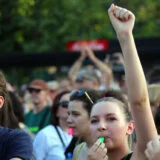 Protesti podrške Pavlu Cicvariću i Bogdanu Jovičiću: U Pirotu šetnja "u lancima", Novosađani blokirali tri raskrsnice, Užičani Zlatiborsku magistralu 2