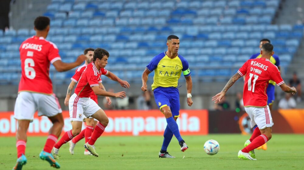 I Benfika poletna protiv Al Nasra, srdačan zagrljaj Ronalda i Di Marije (VIDEO) 1