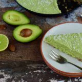 torta od avokada i limete