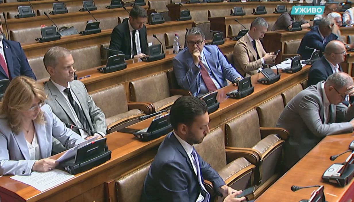 Završena rasprava o razrešenju Baste, opozicija najavila da neće da glasa 2